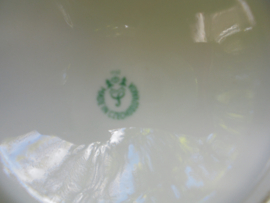 Diner servies H & C met roze/rode roosjes en bewerkt randje 6 persoons