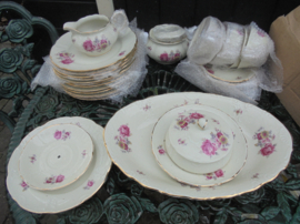 2 laags Etagere MOSA met roze roos en geel bloemetje