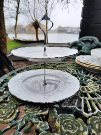 2 laags etagere Edelstein Maria-Theresia wit met zilver randje