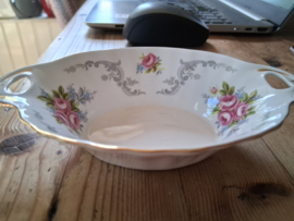 Bonbonschaaltje Royal Albert Tranquillity met roze roosjes