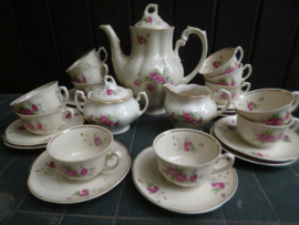 Koffie servies Chodziez met roze roosjes