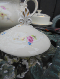 Deksel Theepot pauwenstaart knop MOSA met licht roze roos, bloemboeket