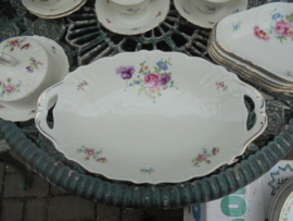 Ontbijtservies Titania Barok met bloemboeketten / roze pioen roos