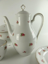 Koffiepot Seltmann Weiden Bavaria Marie Luise met roze/rode roosjes