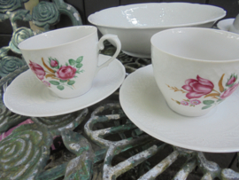 Botervloot Schumann Arzberg Bavaria met bloemboeket / roze roos en tulp