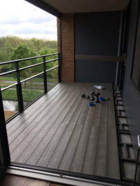 2 Projecten met Taupe ( met houtstructuur)