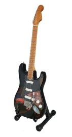 Miniatuurgitaar Pink Floyd Tribute - Fender stratocaster `The Wall"