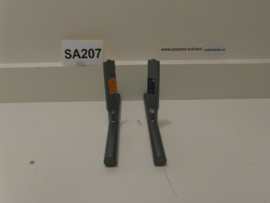 SA207/1  VOET LCD TV (SET) LINKS BN96-44961A  RECHTS  BN96-44962A  SAMSUNG