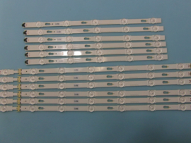 LS952/49  SET BACKLIGHT LED STRIPS  ( 12 STUKS )  BN96-40632A EN  BN96-40633A   SAMSUNG