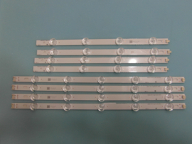 LS827/39  SET BACKLIGHT LED STRIPS    ( 8 STUKS ) AGF78400401  LG