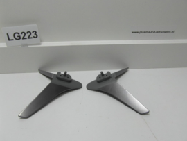 674QLG223/2  VOET LCD TV   *** ZILVER GRIJS  *** (A) AAN75669715  (B)  AAN75669716   LG