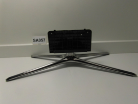 SA057/472SK VOET LCD TV ZILVER BASE  BN96-16787B  IDEM  BN96-16832A   SUP  BN61-07056  (BN96-16829B) SAMSUNG