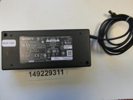 AC ADAPTOR  1-492-293-11  ( 149229311 ) IDEM  1-492-293-12  (149229312 )   IDEM     1-493-004-45   (149300445 ) SONY