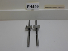 746QPH499 VOET LCD TV    996592201703 EN 996592201702	 PHILIPS