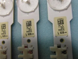 LS995 SET LED STRIPS ( 14 STUKS )  BN96-34251A   EN BN96-34252A   IDEM  BN96-32182A   EN  BN96-32183A SAMSUNG