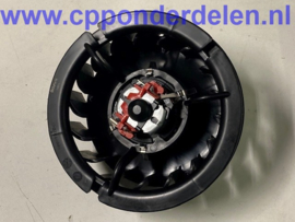 911397 Ventilator motor met fan