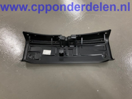 911623 Frontplaat '74-'89 zonder airco