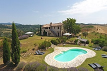 Tussen Acquasparta en Todi | Landhuis met Zwembad |  € 980.000