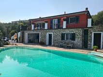 Liguria | Mooie villa met zwembad | € 1.295.000