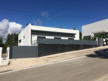 Ten zuiden van Lissabon | Nieuwbouw villa met zwembad | € 310.000,-