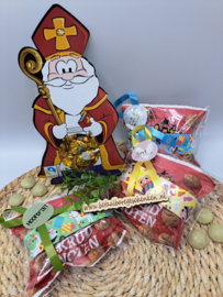 Sinterklaas traktatie "Kruidnootjes + klaparmband"