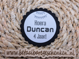 Gepersonaliseerde sticker "Verjaardag slinger"