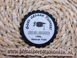 Gepersonaliseerde sticker "Geslaagd"  Topper hoed