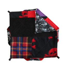 DubbelDekker (patchwork skeletjes met rood en zwart)