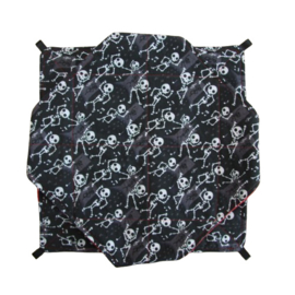 DubbelDekker (patchwork skeletjes met rood en zwart)
