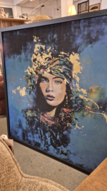 MYSTERIOUS BLUE WOMAN 140x140