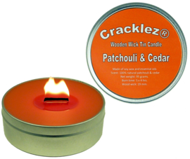 Cracklez® Knetter Houten Lont Geur Kaars in blik Patchouli en Ceder. Oranje-rood. Aromatherapie.