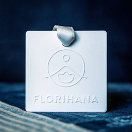 Geursteen - Florihana -  wit vierkante Ceramic Diffuser ook als hanger