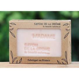 La Savonnerie de la Drome - kraftdoosje met zeep in de geur Madame - 100 gram.