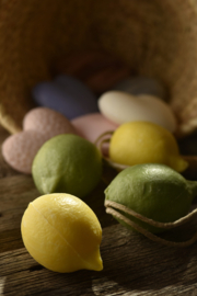 Maitre Savonitto - Groene  Limoen Zeep  aan Jute  Koord -  120 gram