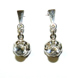 Wit gouden oorstekers hangers met witte steen