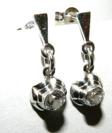 Wit gouden oorstekers hangers met witte steen