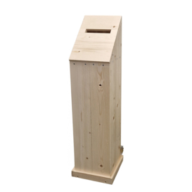 Ideeënbus hoge zuil van hout