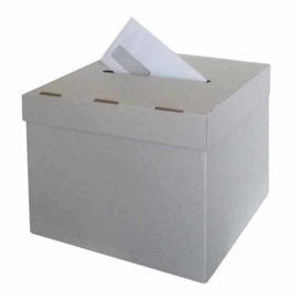 Wahlurne aus Kartonwürfel