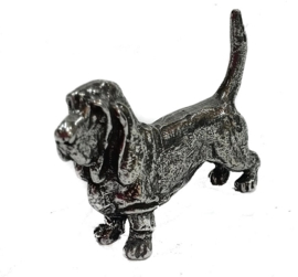 miniatuur Basset hound zilvertin