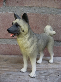 beeldje Akita grijs