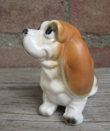 vintage beeldje Basset hound puppy