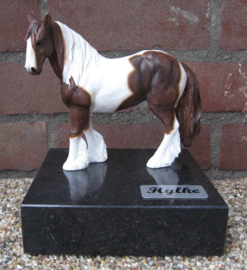 beeldje paard Cob bruin-wit | 16,5 cm