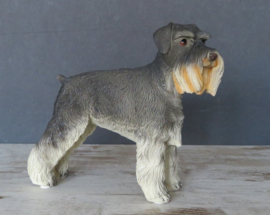 beeldje Schnauzer staand