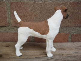 beeldje Fox Terrier gladhaar bruin-wit