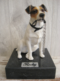 beeldje Jack Russell met riem