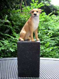 beeldje Border Terrier zittend