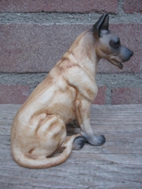 beeldje Duitse Dog pup zittend