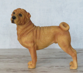 beeldje Sharpei bruin staand