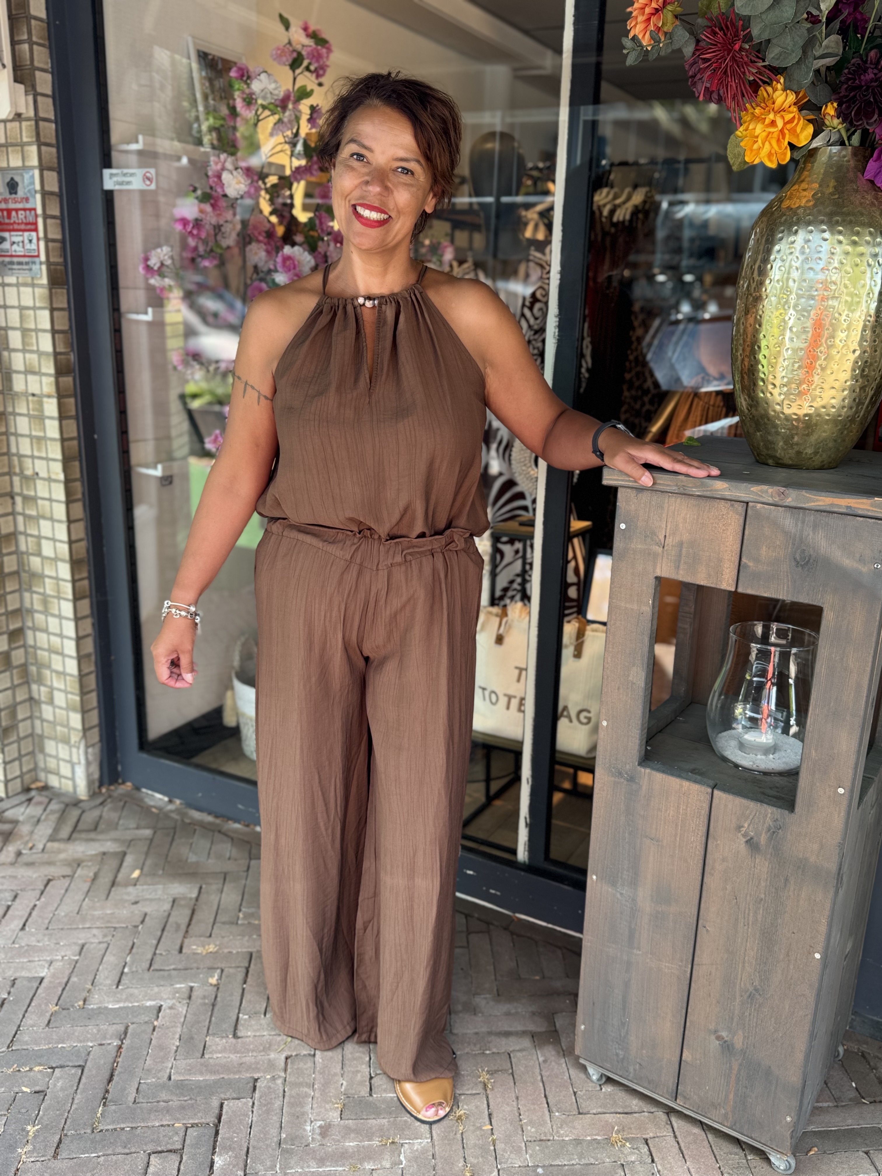 Amelia Broek Donker Bruin