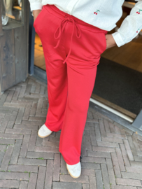 Lilian Broek Rood